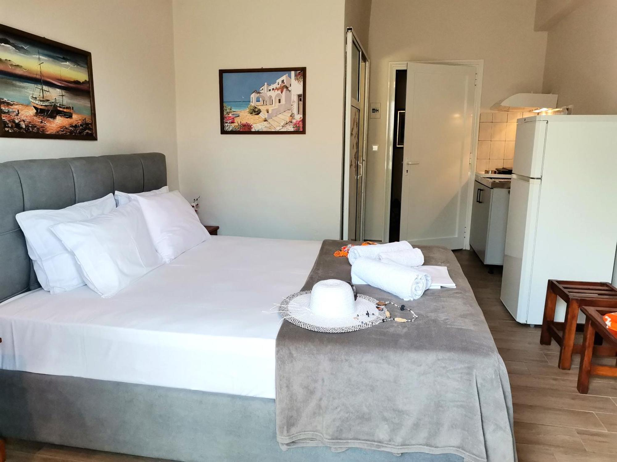 Studios Lia Adults Only -Fully Renovated Chrysi Ammoudia Exterior photo