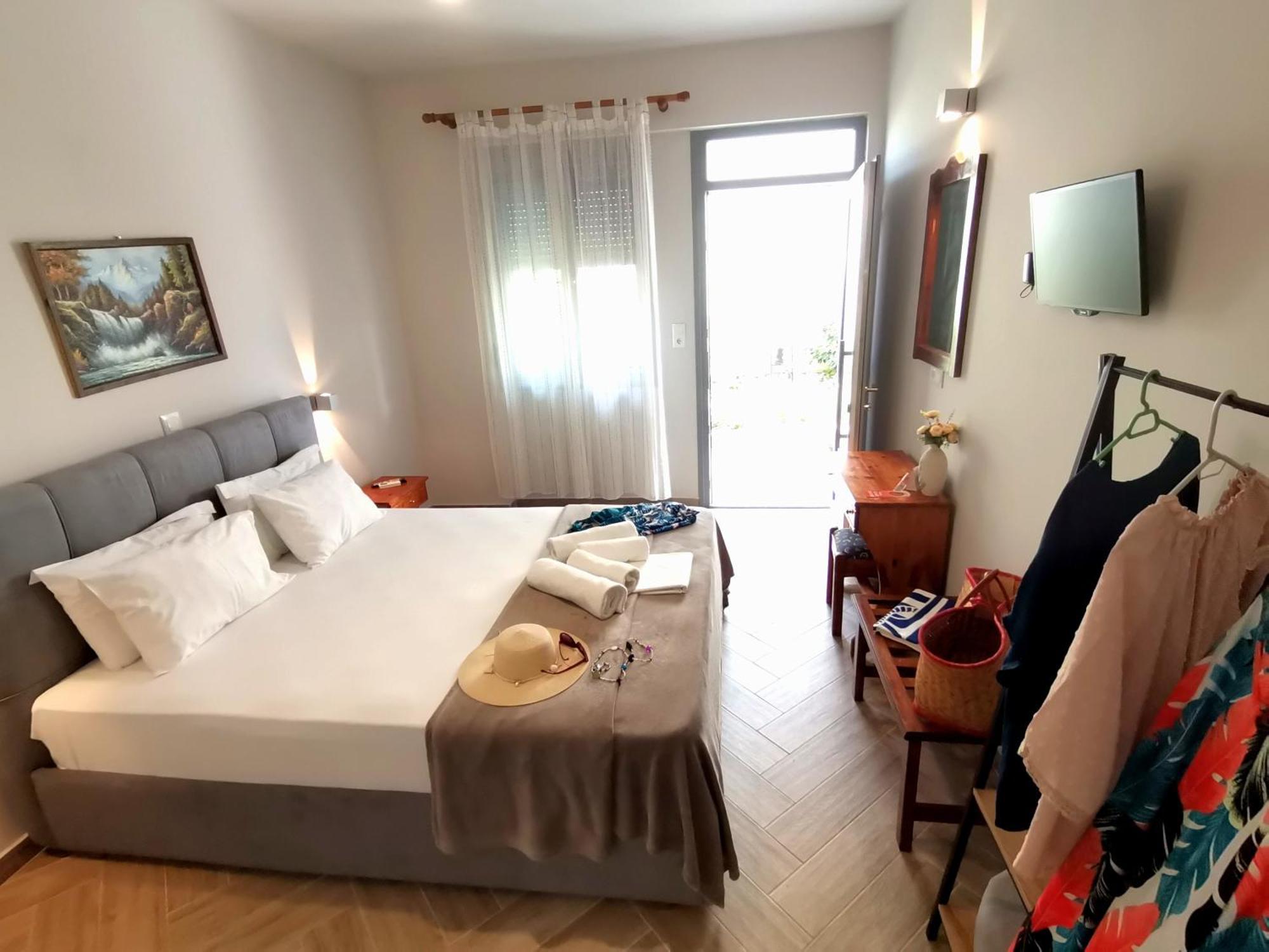 Studios Lia Adults Only -Fully Renovated Chrysi Ammoudia Exterior photo